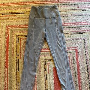 Lululemon Wunder Under ribbed size 2